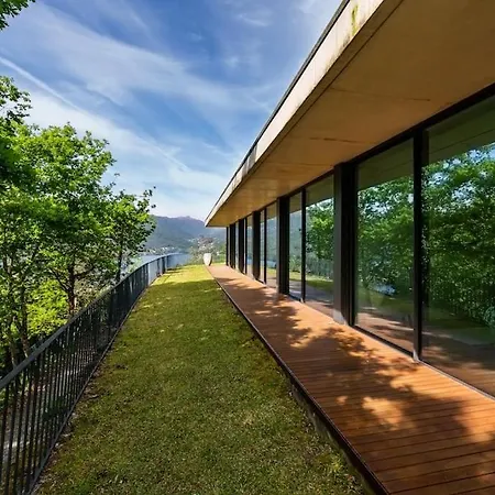 Casa Da Batoca-lake View Villa